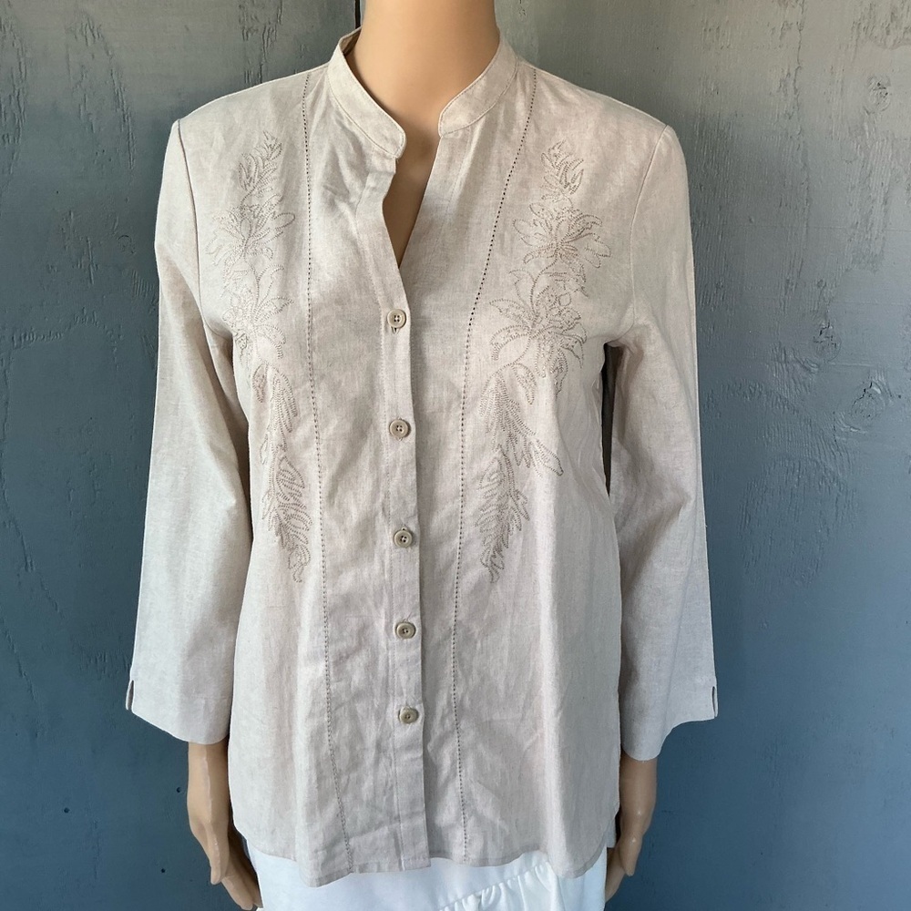 White Stag Cream Embroidered Button Down Shirt